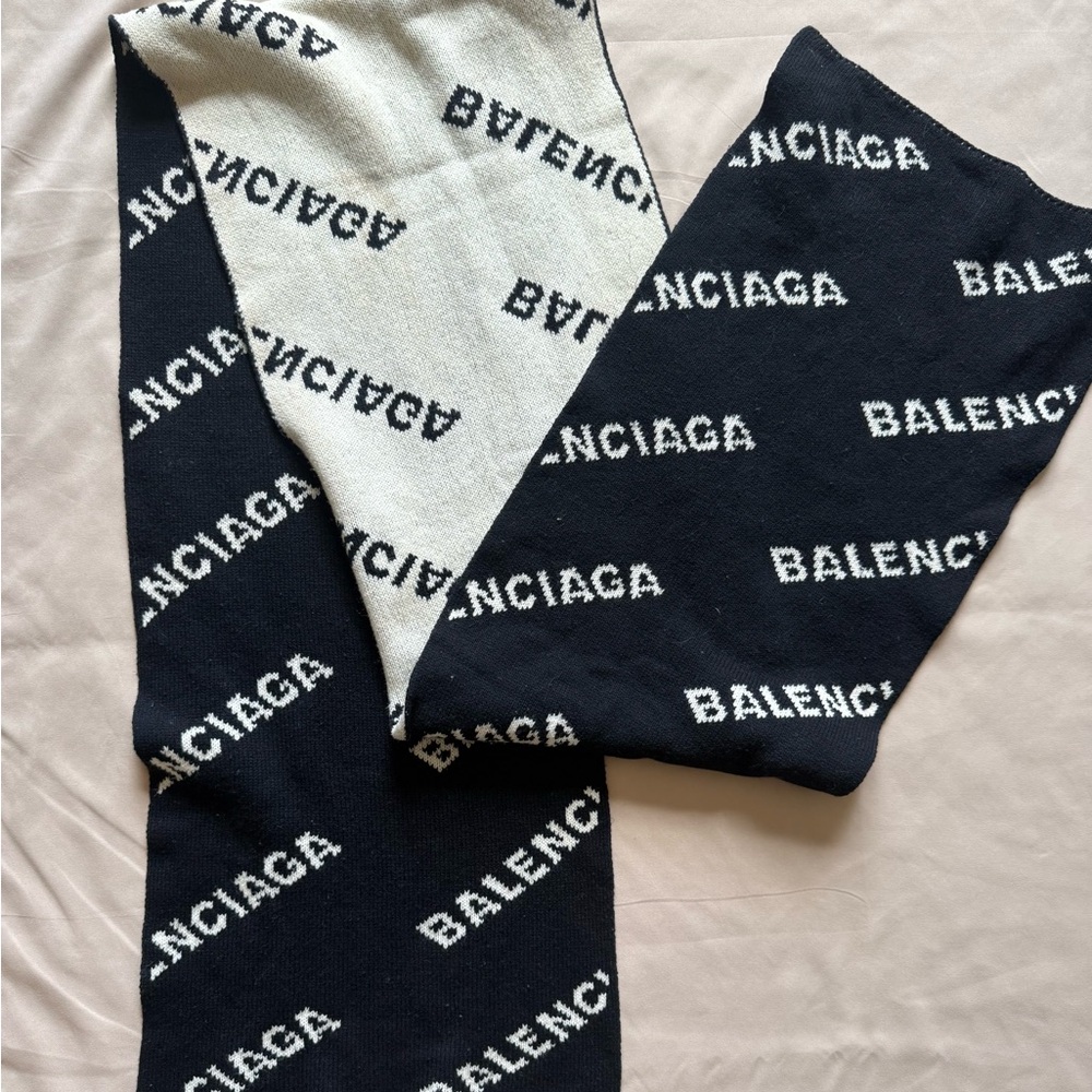 Balenciaga Monochrome Logo Scarf